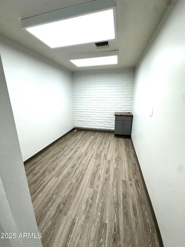 600 E UNIVERSITY Drive, Mesa, AZ 85203