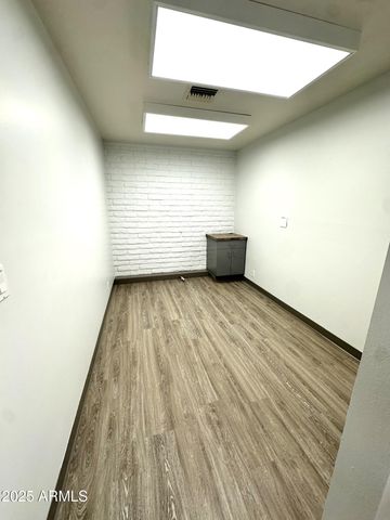 600 E UNIVERSITY Drive, Mesa, AZ 85203