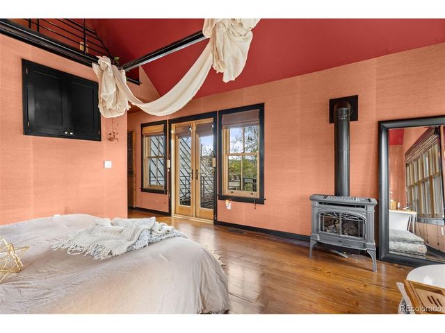 154 E 1st St, Nederland, CO 80466
