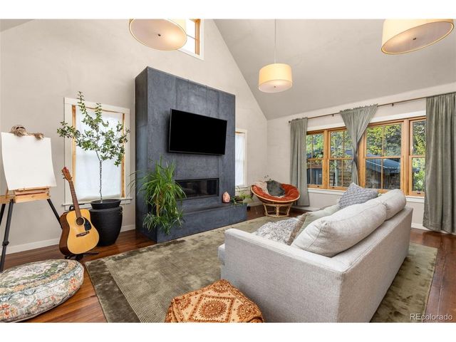 154 E 1st St, Nederland, CO 80466