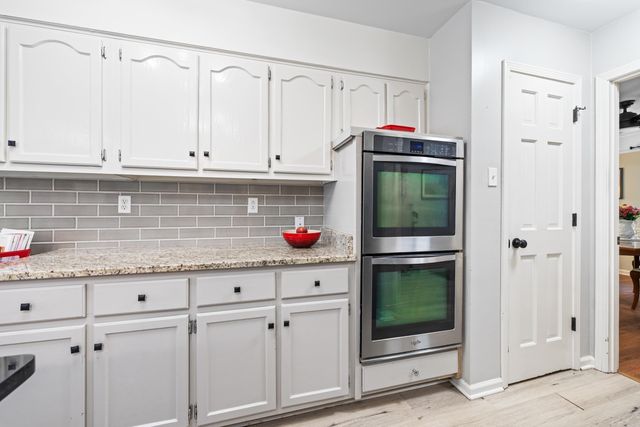 9408 MORNING WOODS CV, Memphis, TN 38016
