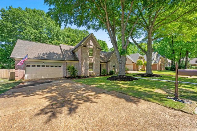 9408 MORNING WOODS CV, Memphis, TN 38016