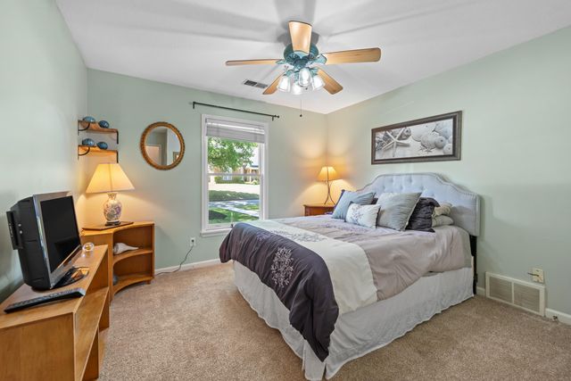 9408 MORNING WOODS CV, Memphis, TN 38016