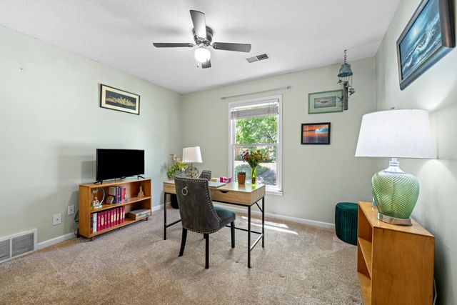 9408 MORNING WOODS CV, Memphis, TN 38016