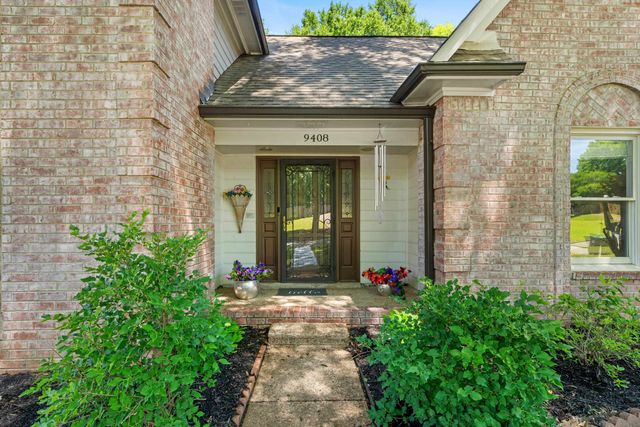 9408 MORNING WOODS CV, Memphis, TN 38016