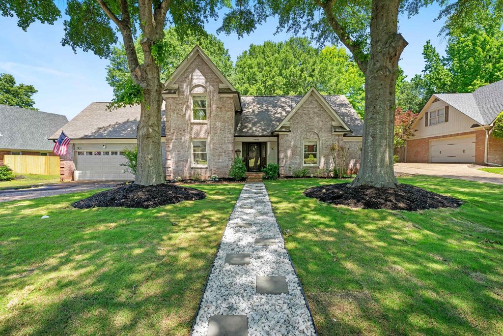 9408 MORNING WOODS CV, Memphis, TN 38016