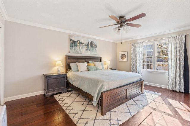 2143 WOODSIDE DR, Germantown, TN 38138