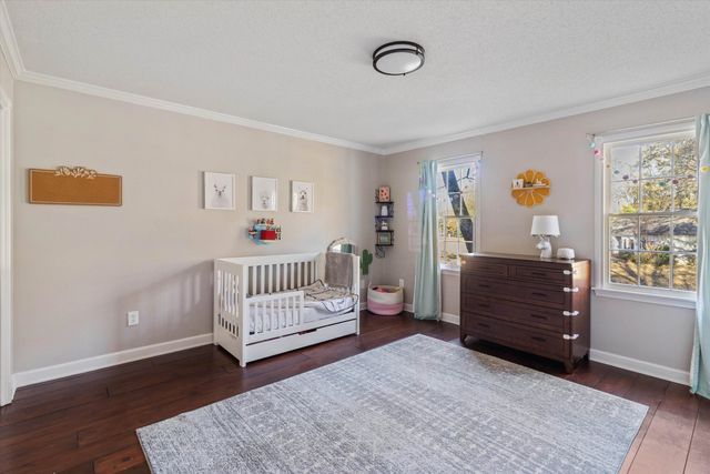 2143 WOODSIDE DR, Germantown, TN 38138