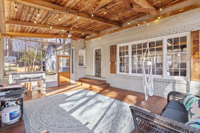 2143 WOODSIDE DR, Germantown, TN 38138