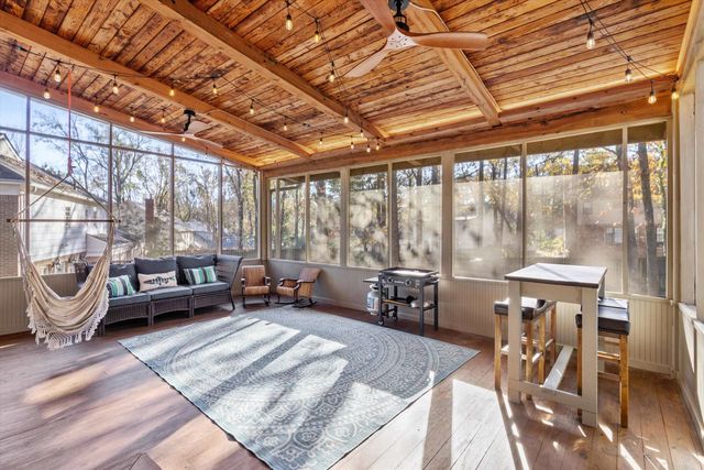 2143 WOODSIDE DR, Germantown, TN 38138