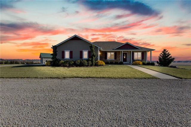 556 N 775th Road, Lawrence, KS 66047