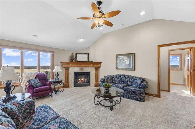 556 N 775th Road, Lawrence, KS 66047