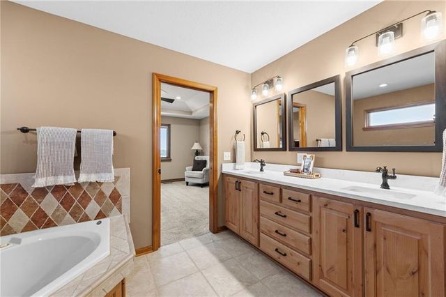 556 N 775th Road, Lawrence, KS 66047