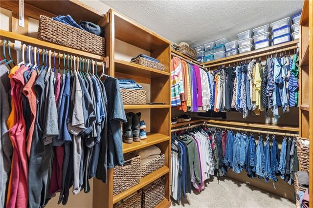 556 N 775th Road, Lawrence, KS 66047