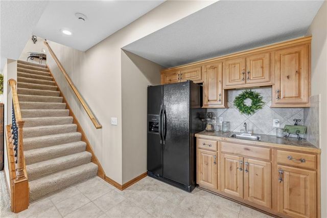 556 N 775th Road, Lawrence, KS 66047