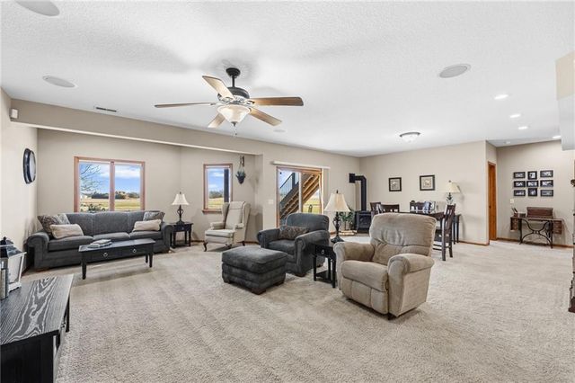 556 N 775th Road, Lawrence, KS 66047