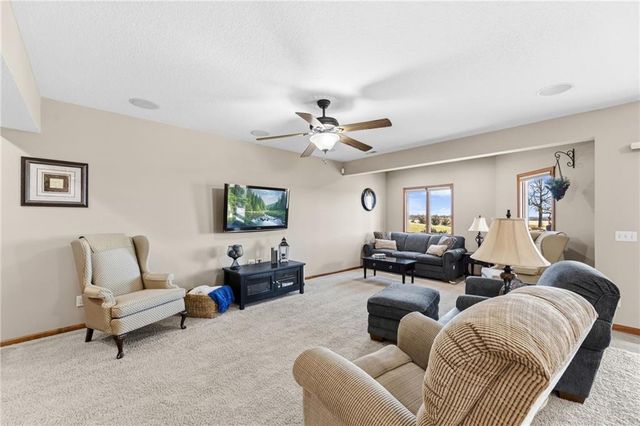 556 N 775th Road, Lawrence, KS 66047