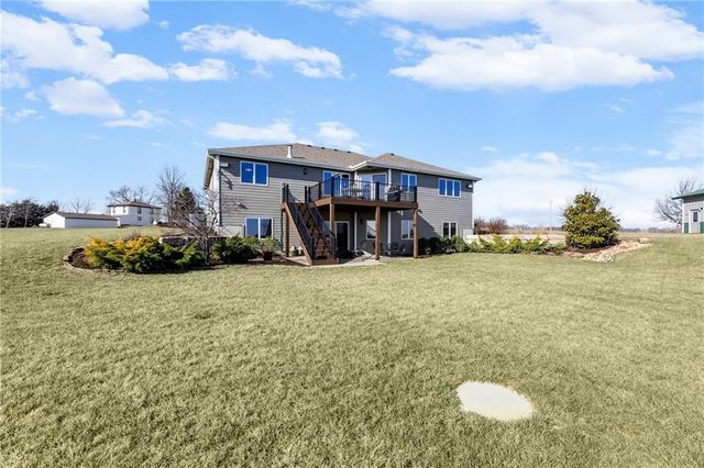 556 N 775th Road, Lawrence, KS 66047
