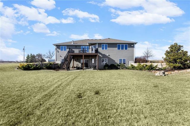 556 N 775th Road, Lawrence, KS 66047