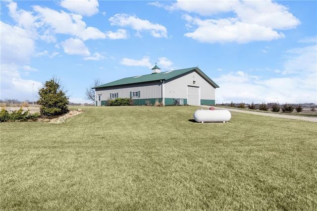 556 N 775th Road, Lawrence, KS 66047