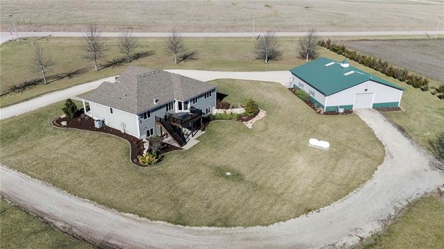 556 N 775th Road, Lawrence, KS 66047