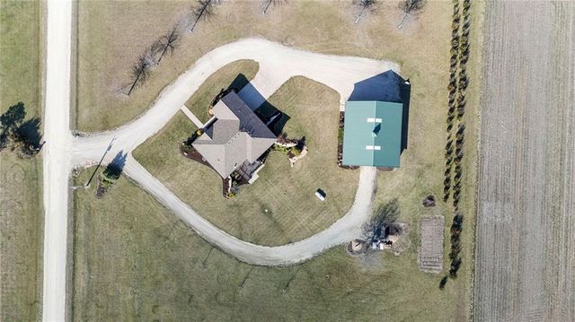 556 N 775th Road, Lawrence, KS 66047