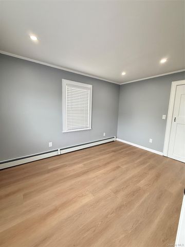 3680 Naomi Street, Seaford, NY 11783