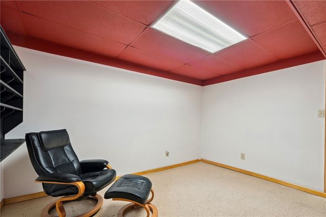 1440 Parkwood Drive SE, Cedar Rapids, IA 52403