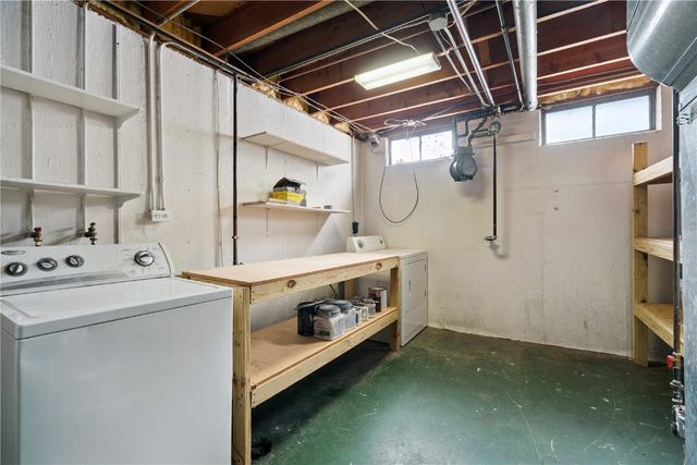 1440 Parkwood Drive SE, Cedar Rapids, IA 52403