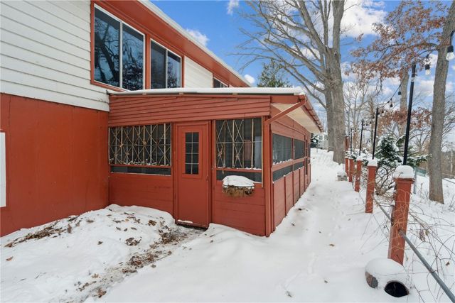 1440 Parkwood Drive SE, Cedar Rapids, IA 52403