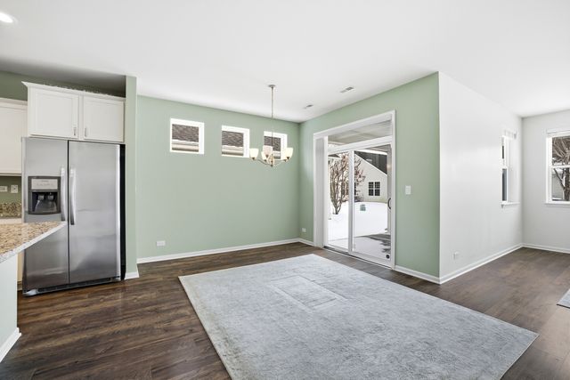 935 Carolina Court, Pingree Grove, IL 60140