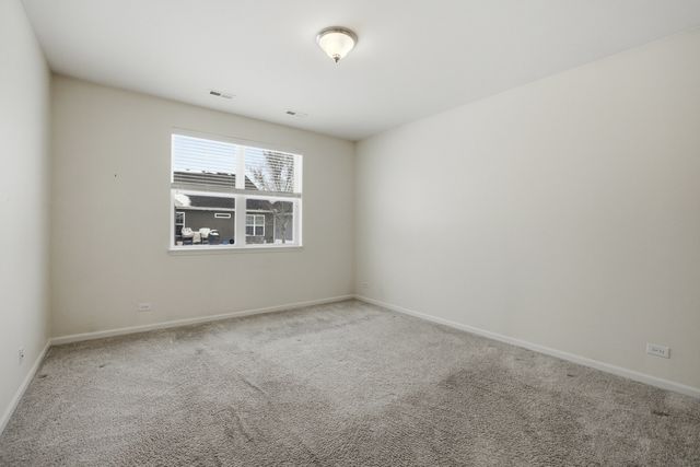 935 Carolina Court, Pingree Grove, IL 60140