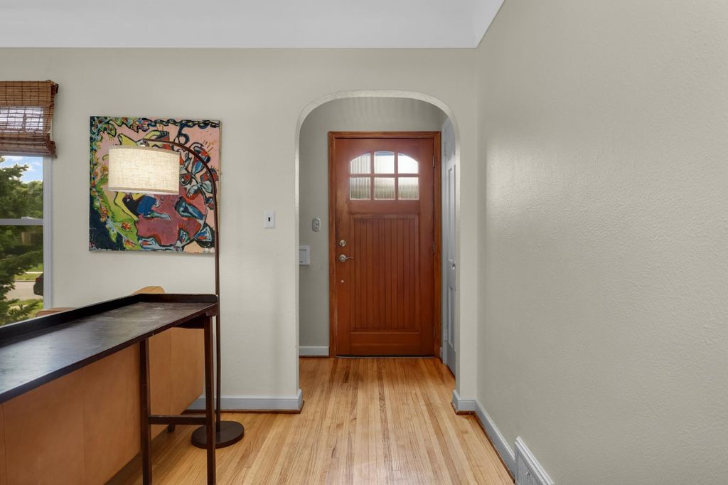 2135 Pinehurst Avenue, Saint Paul, MN 55116 — photo 4