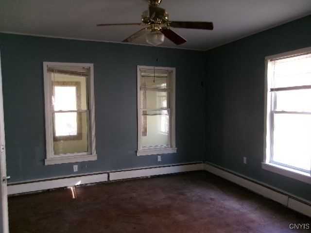 17 Loomis Street, Little Falls City, NY 13365