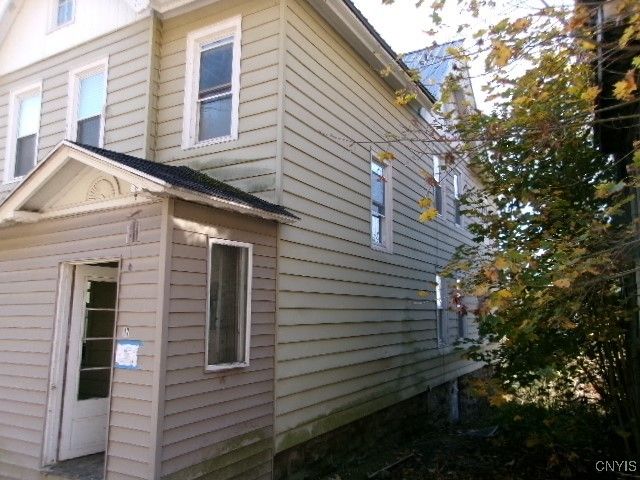 17 Loomis Street, Little Falls City, NY 13365