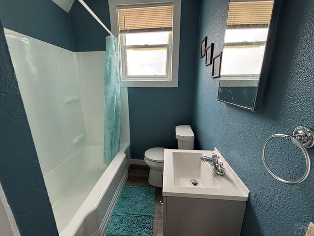 1114 E 6th St, Pueblo, CO 81001