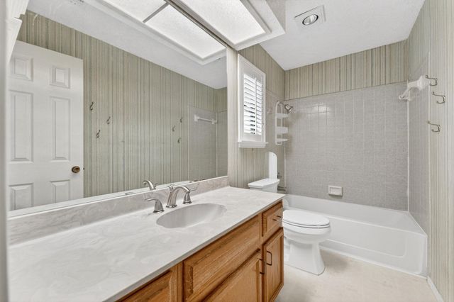 1607 Garnaas DR, Austin, TX 78758