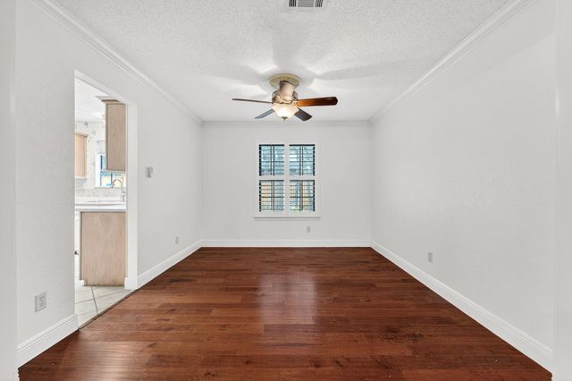 1607 Garnaas DR, Austin, TX 78758