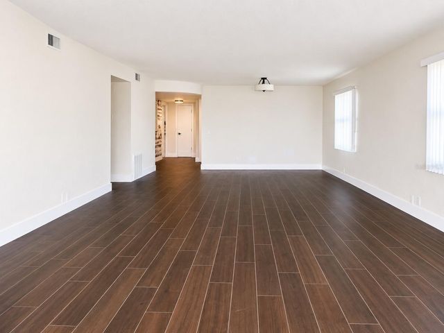 1847 SHORE DRIVE S 101, St Petersburg, FL 33707