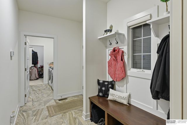 21714 K Street, Elkhorn, NE 68022