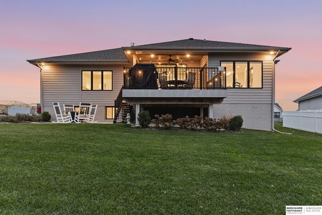 21714 K Street, Elkhorn, NE 68022