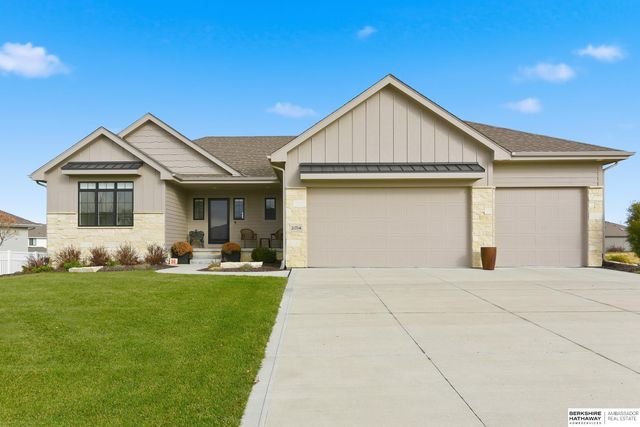 21714 K Street, Elkhorn, NE 68022