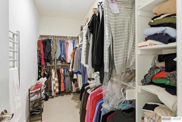 21714 K Street, Elkhorn, NE 68022