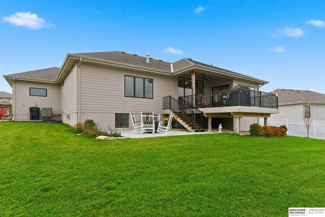 21714 K Street, Elkhorn, NE 68022