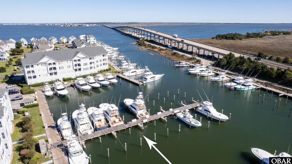 Image 8 of property listing at 128 Yacht Club Court Slip 128, Manteo, NC 27954
