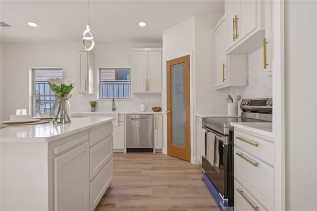 1608 Avenue D Avenue, Fort Worth, TX 76104