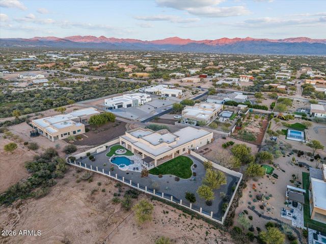 14313 E BOBWHITE Way, Scottsdale, AZ 85262