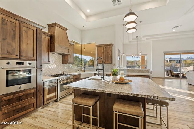 14313 E BOBWHITE Way, Scottsdale, AZ 85262