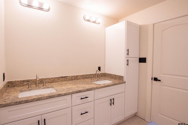 1116 Park St, Tyler, TX 75702