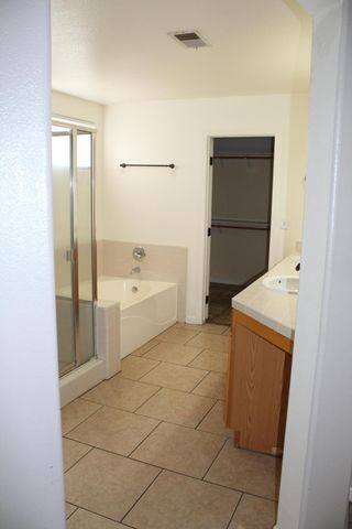 4714 W Ashland Avenue, Visalia, CA 93277